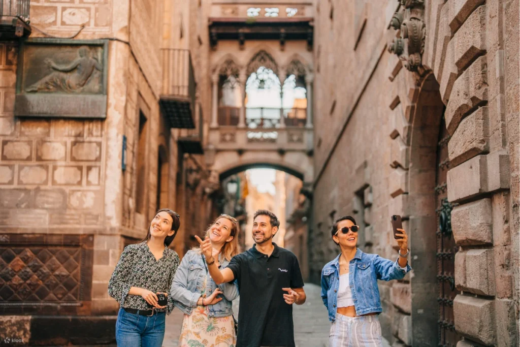 Top Barcelona Walking Tours for Architecture and Culture Barcelona Walking Tours