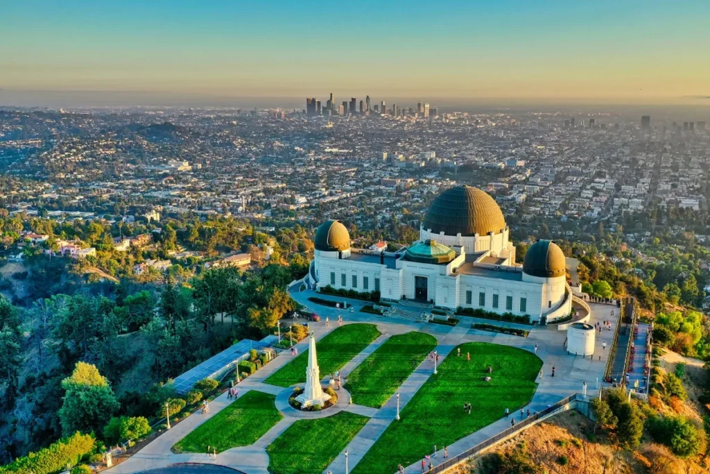 Top Los Angeles Sightseeing Spots for First-Time Travelers Los Angeles Sightseeing Spots